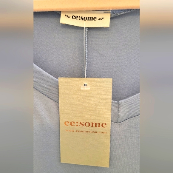 eesome NWT Dolman Sleeve Top Large - Picture 6 of 8